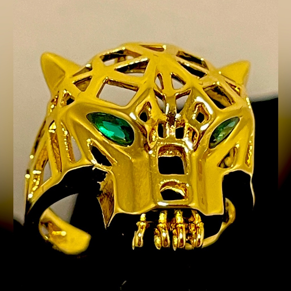 Tiger Ring - image 1